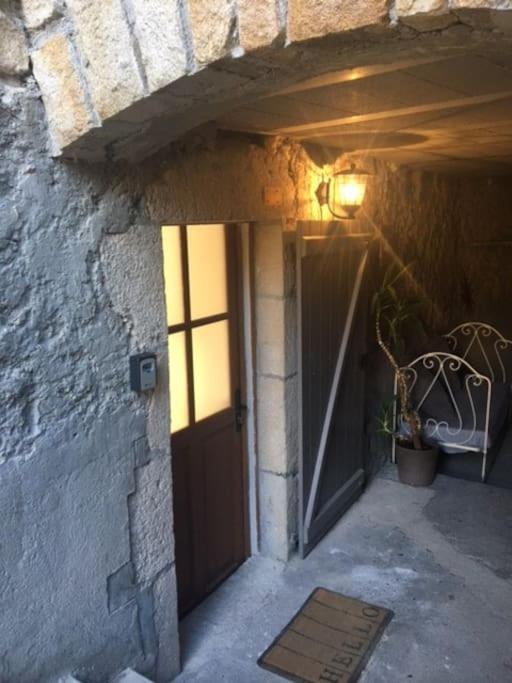 Montpeyroux  Joli Appartement Les Archers מראה חיצוני תמונה